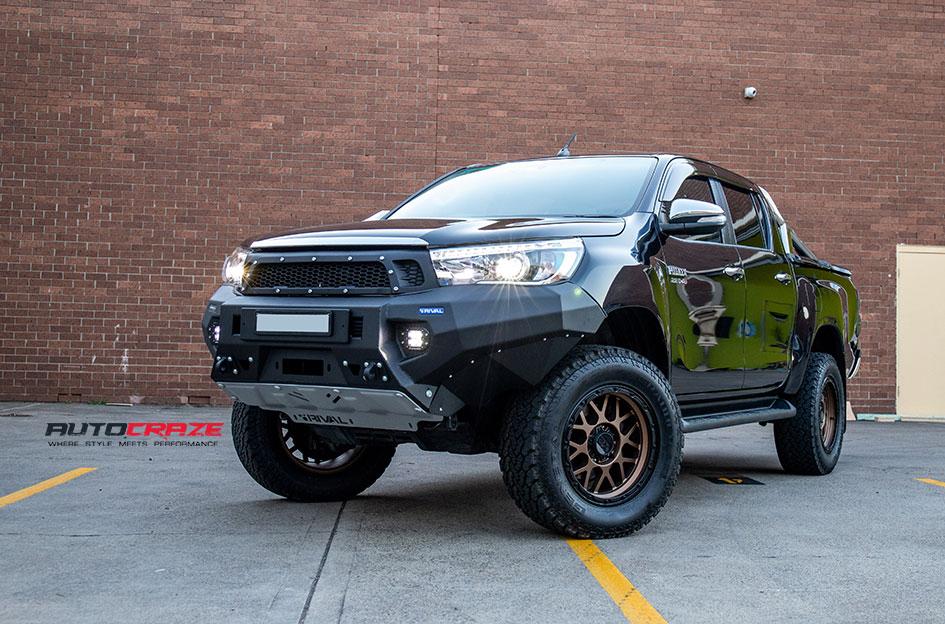 TOYOTA HILUX 4WD GRENADE OR MATTE BRONZE WITH MATTE BLACK LIP